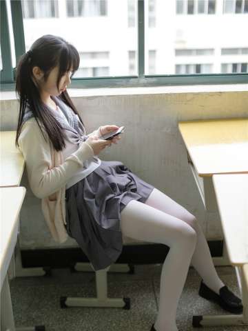 腿控福利超级第十六弹清纯校花白丝《99P》