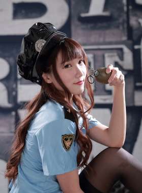 腿控福利二十六女警福利网图10P