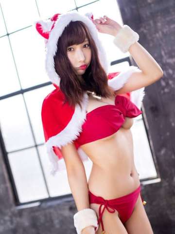 拥有顶级Ｈ罩杯的写真女星《小泽らいむ》