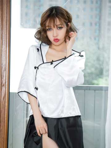 《美图共享》◆ 美女模特写真集（三）《50P》