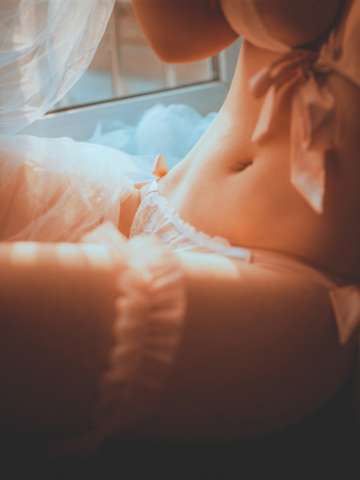 [jpg]豪乳肥而不腻的大胸女人25P